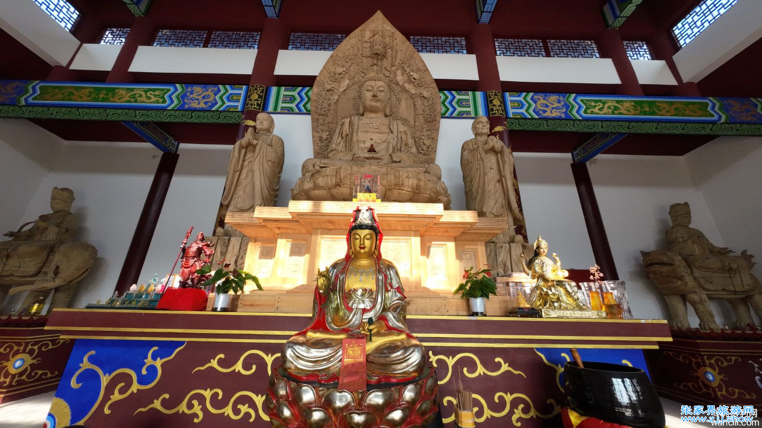 慈利县青山村慈善寺大殿已完工，但离正式开放还有一段距离
